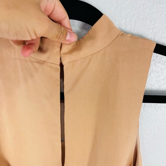 Lovers + Friends Beautiful Light Dust Pink Cream Halter escape dress - Picture 7 of 9